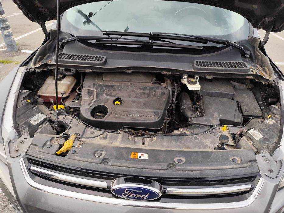 Продаж Ford Kuga 2014