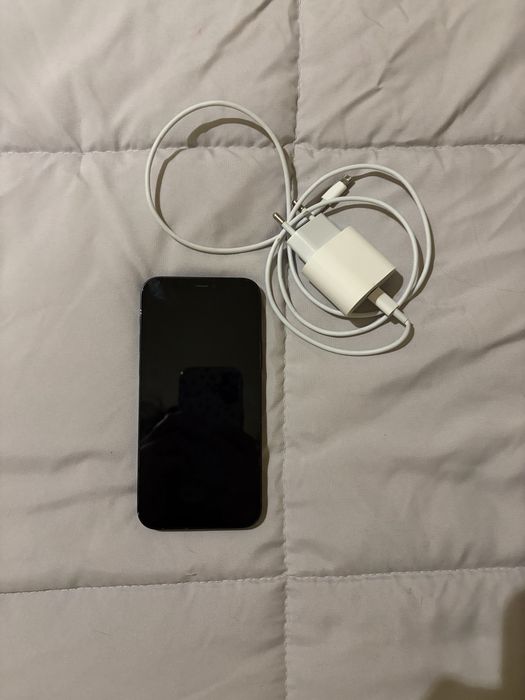 Iphone 12 64gb preto