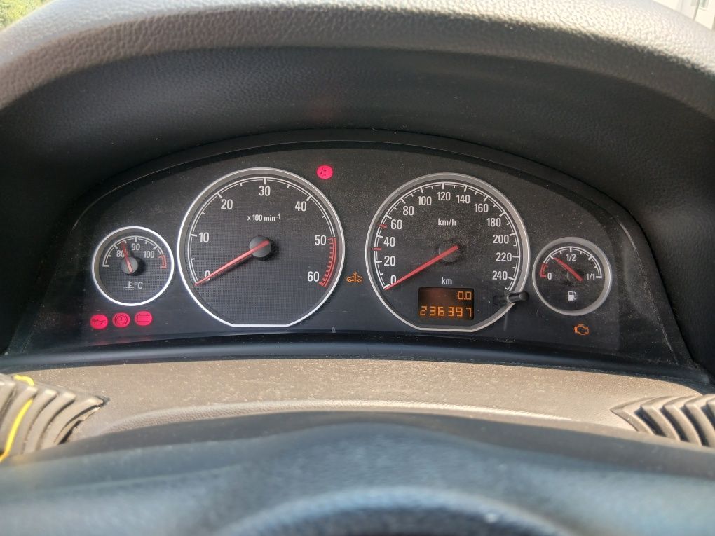 Opel vectra 1900