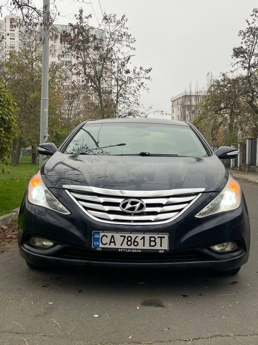 Продам Hyndai Sonata 2013