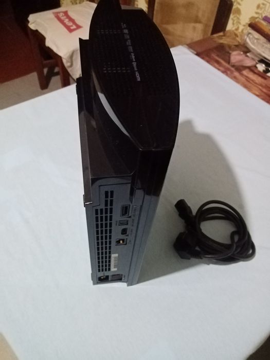 Vendo Ps3 sem comando