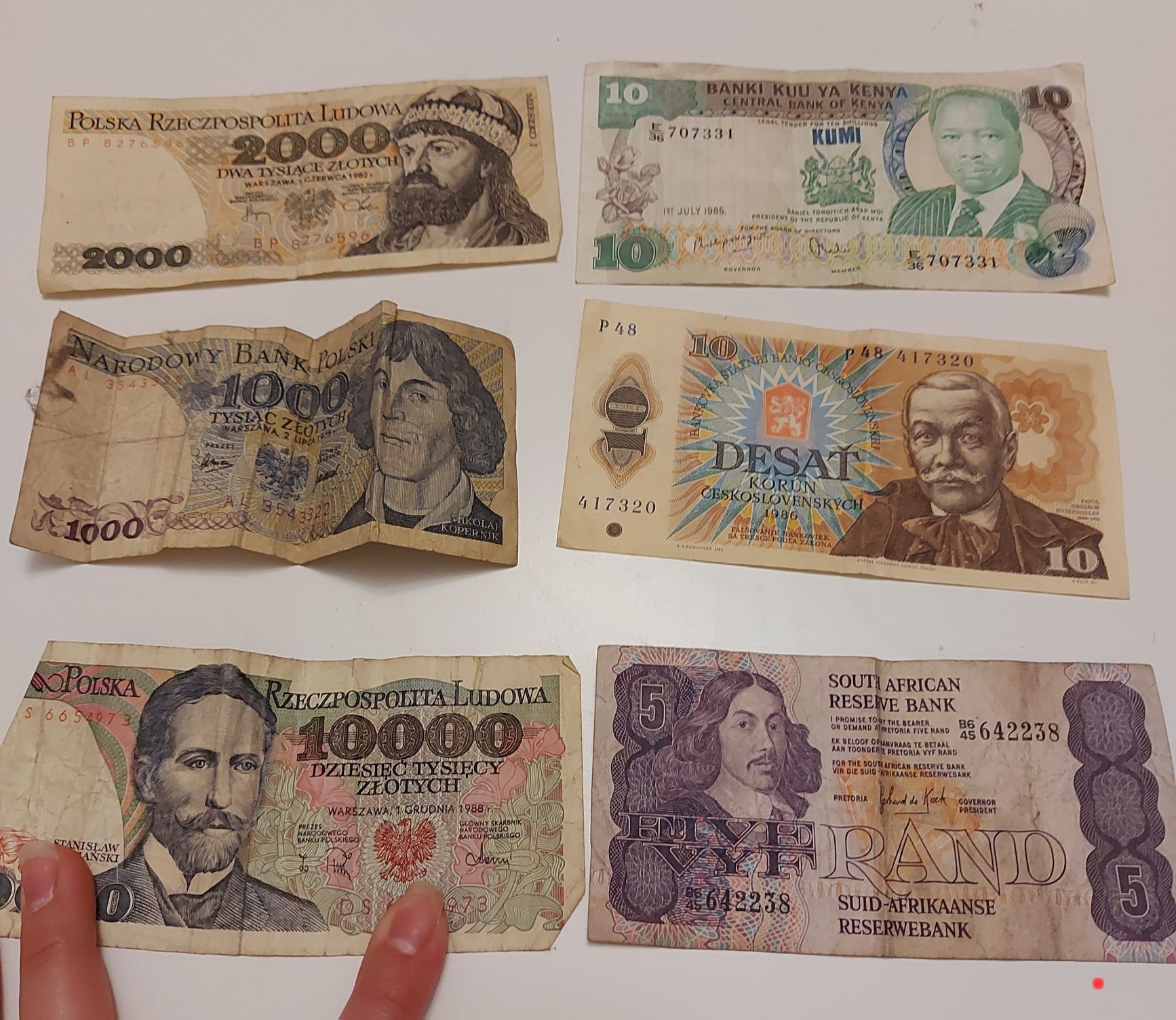 Banknoty 41szt lata 80 i 70, bony towarowe