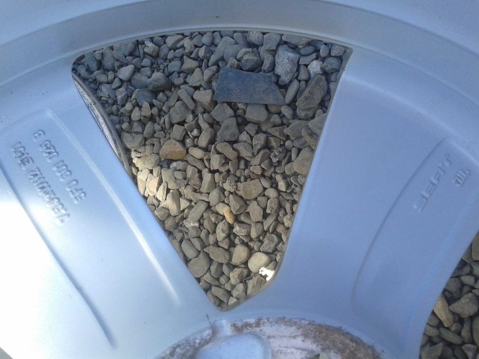 oryginalne r17 felgi volkswagen golf caddy passat troc jetta 5x112 eos