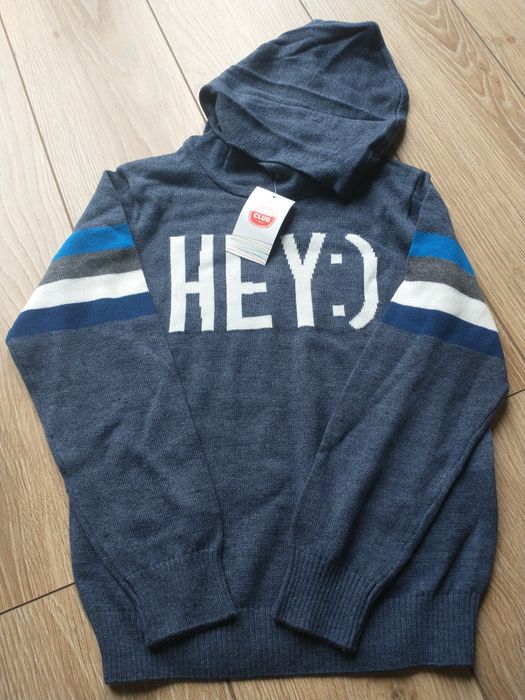 Nowy sweterek dla chłopca