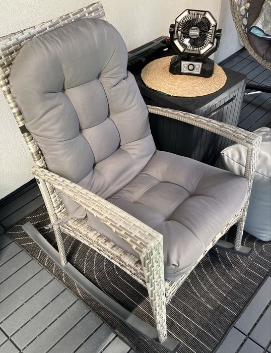 Fotel bujany ogrodowy szary ratan solidny Outsunny poducha jak nowy