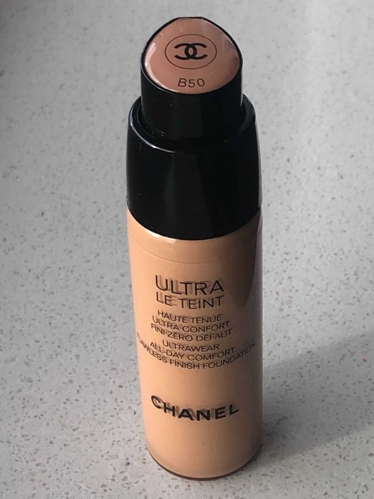 Chanel podklad ultra le teint
Chanel podklad ultra le teint kolor B50