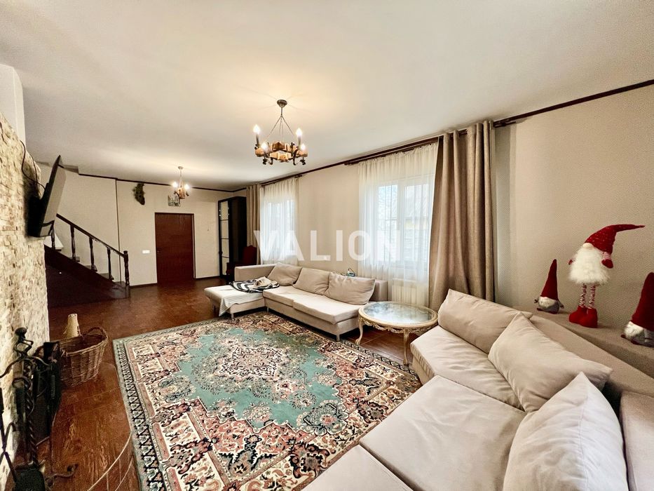 Продаж будинку з ремонтом у  Димері, 35 хв.до метро Героїв Дніпра