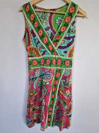 Kolorowa, letnia wzorzysta sukienka z bawełny, M-L