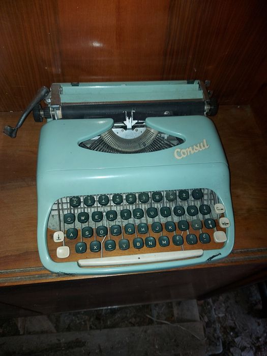 Maszyna do pisania Consul