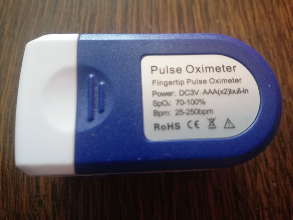 Pulsoksymetr napalcowy oximeter nowy pomiar tlenu pulsu saturacja