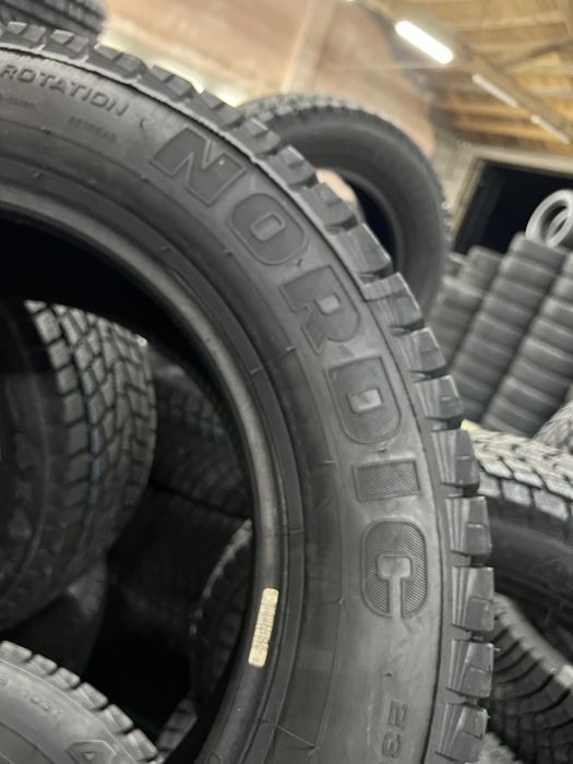 шини 235/60 R18 (103T) зима PROFIL Collins (наварка) Brigeston Recamic