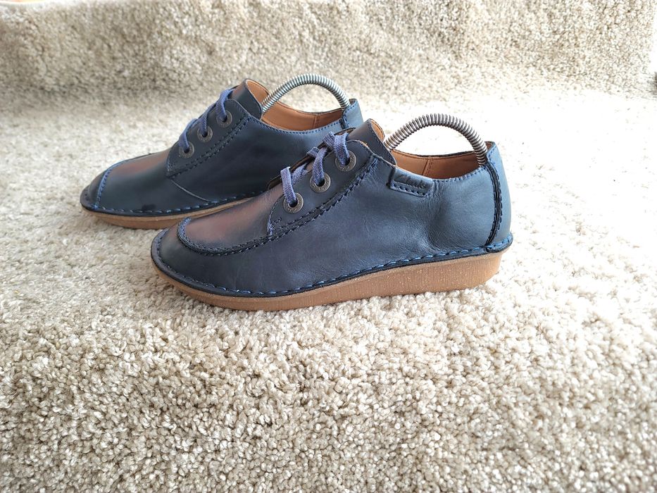 CLARKS р 40-41 Англія Оригінал! Кросівки туфлі черевики