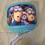 Lampka nocna wisząca minionki na ścianę