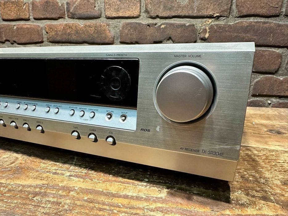 Amplituner Onkyo TX-SR 304 E
