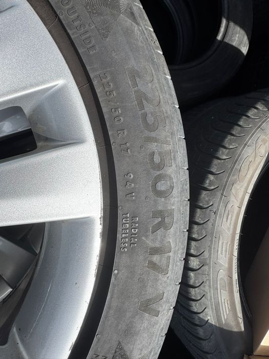 Aluminiowe felgi z oponami do BMW 225/55 R17