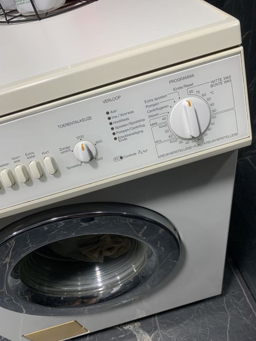 Пральна машина Miele W805
