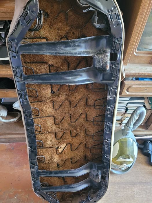 Mercedes 190 диван