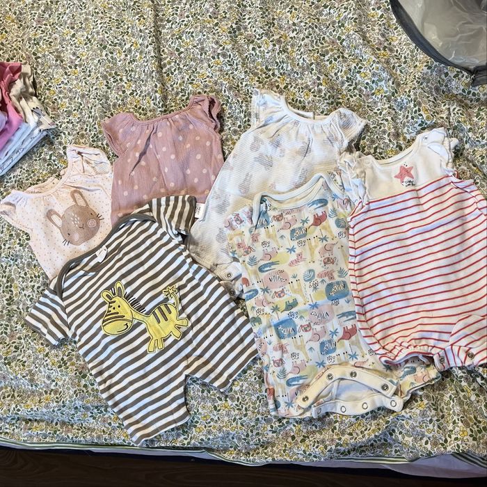 Лот/набір речей дівочий 0-3 місяці (50,56,62)