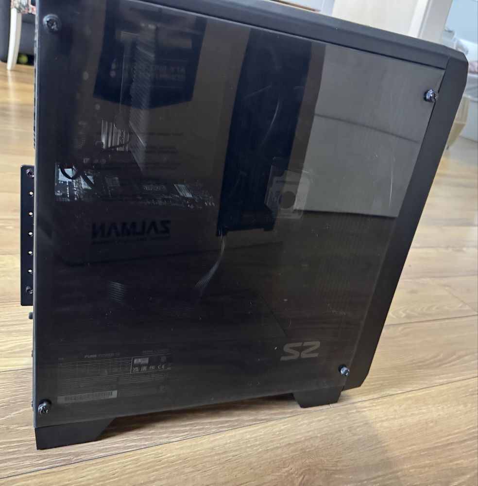 Nowy Komputer gamingowy. Z intel i5-8gen i AMD rx570 i 16 gb ram.