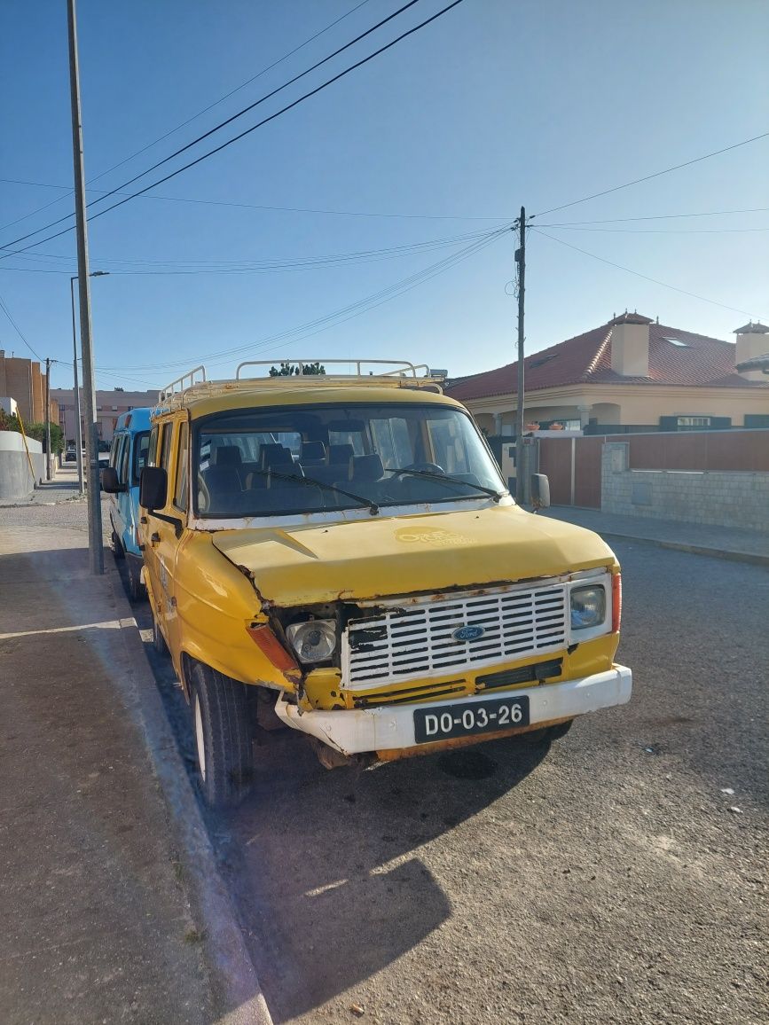 Ford transit 120 van 1981, 9 lugares