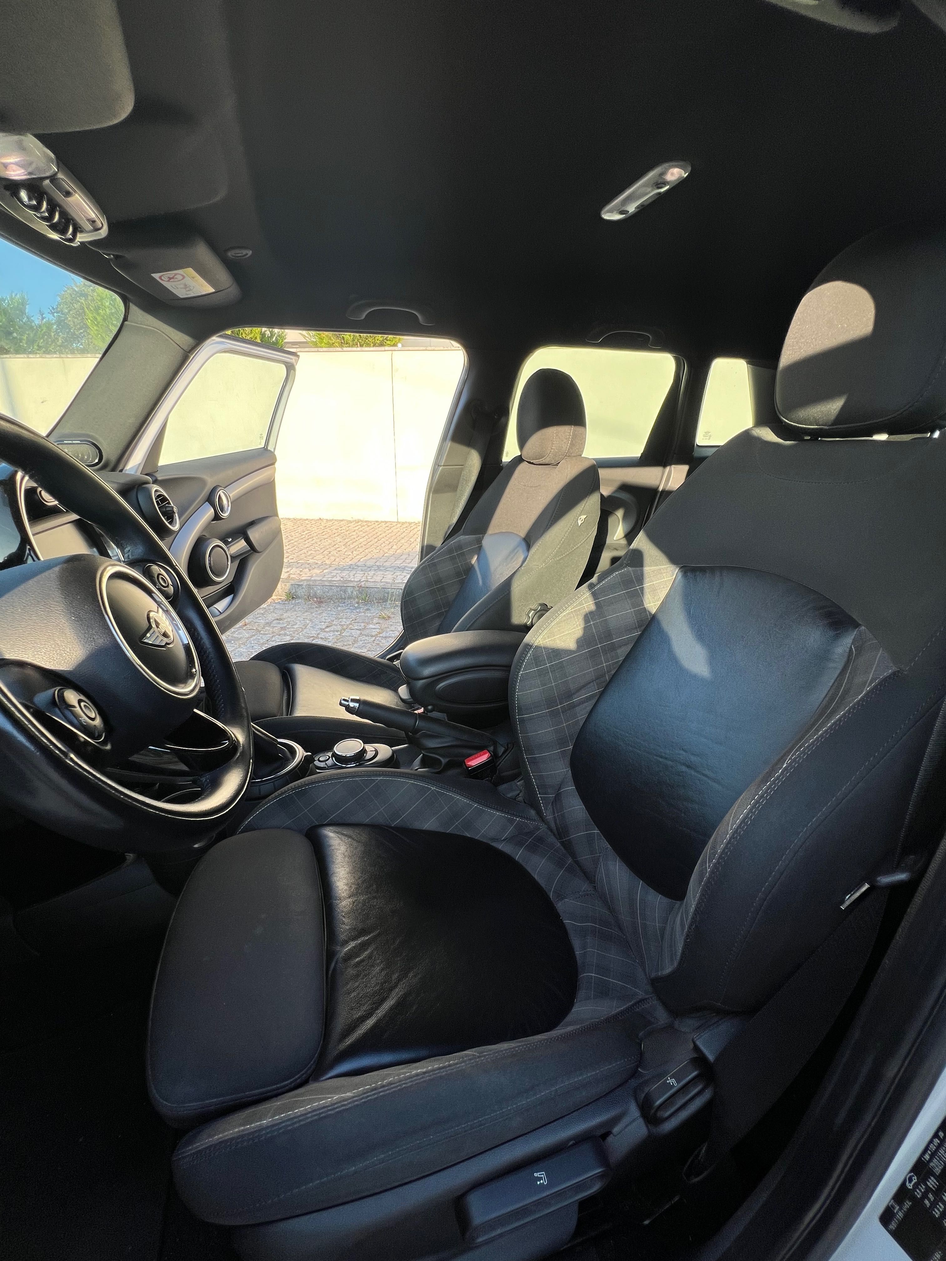 Mini Cooper D 5 Portas