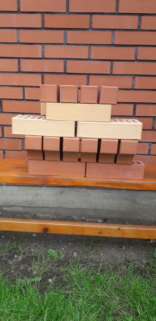 Продам цеглу  на камін