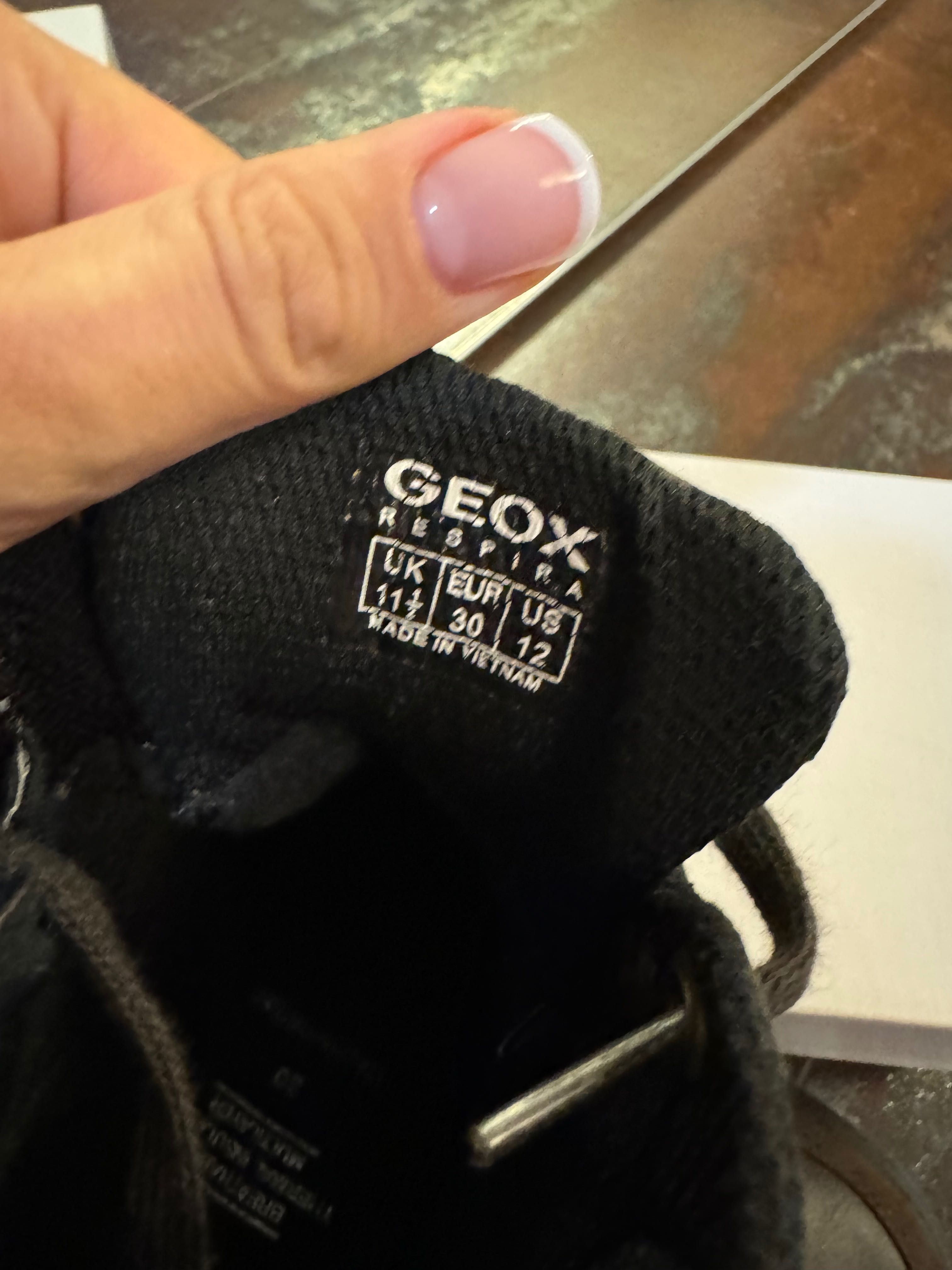 Geox ботинки 30 шкіра, new ballance 38, gucci кросовки