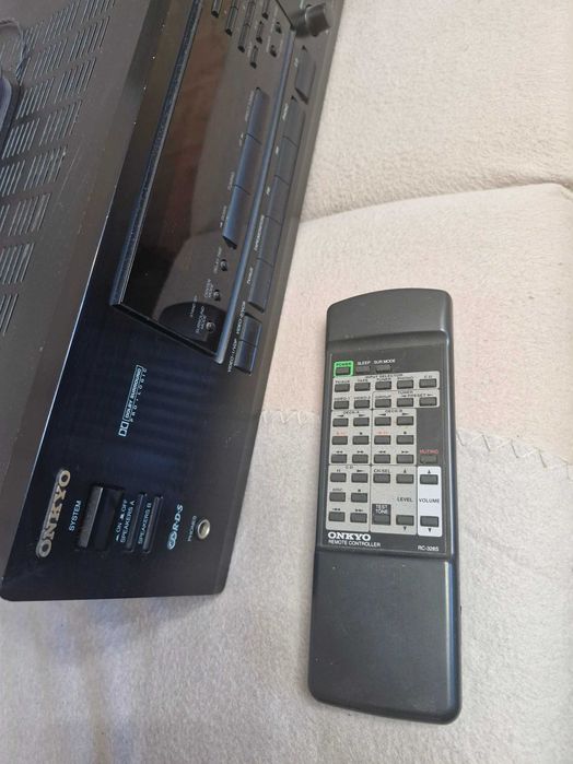 Onkyo amplituner TX-SV343 + pilot + antena