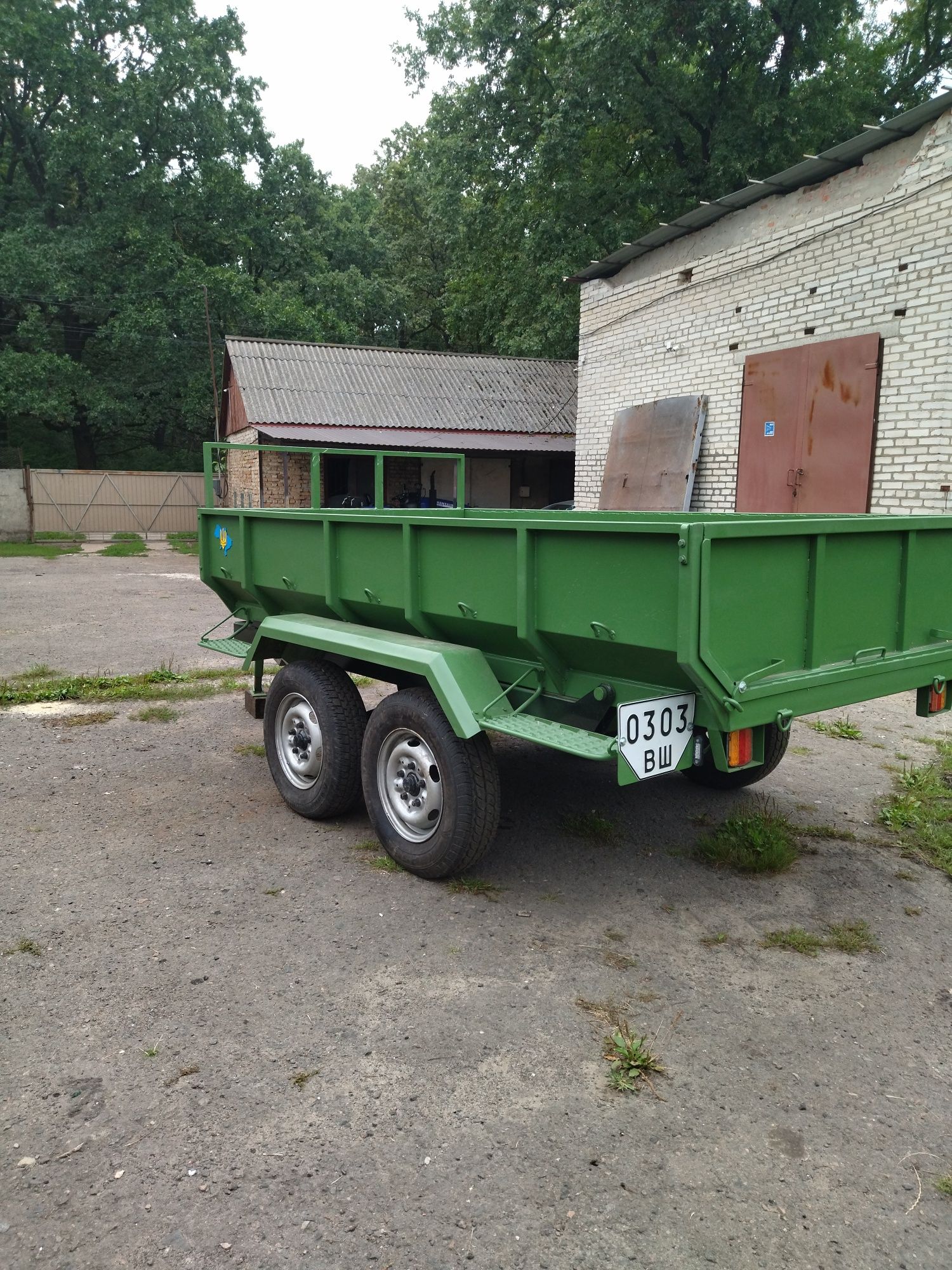 Продам причіп до трактора 25 к. с