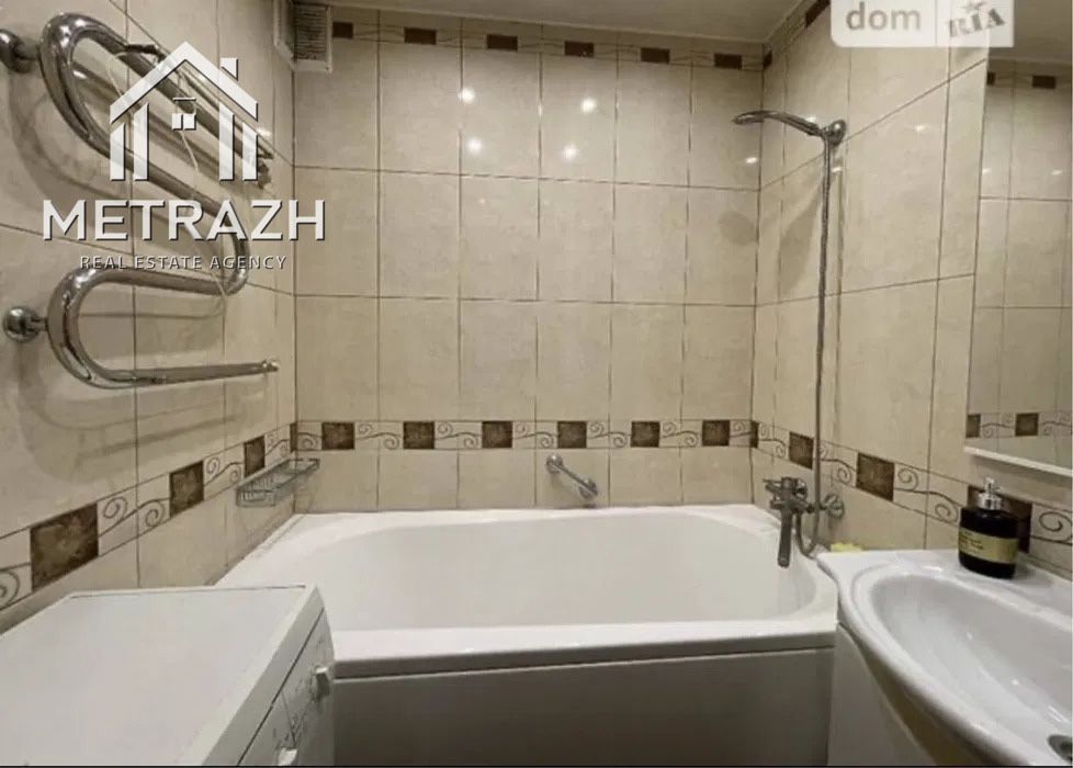 Продам 2 к квартиру , Новые Дома , Садовый проезд(87545)