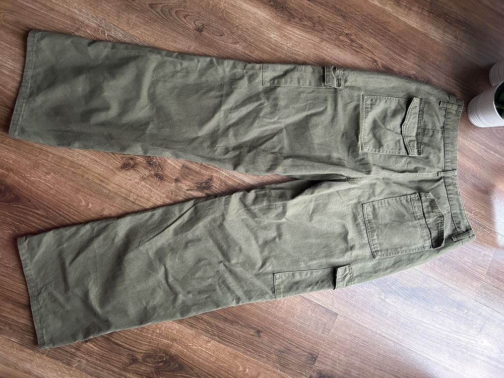 Spodnie khaki zielone proste z kieszeniami co denim bojowki 14 42