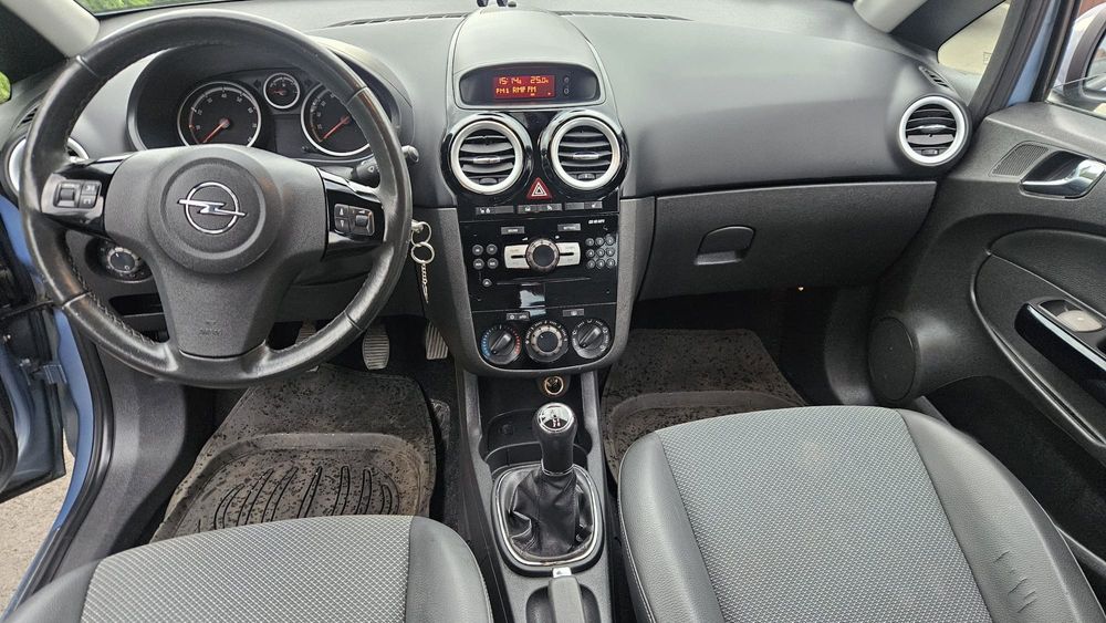 Opel Corsa D 1.2 Benzyna | 2009 | 122 000 km | Brzozów