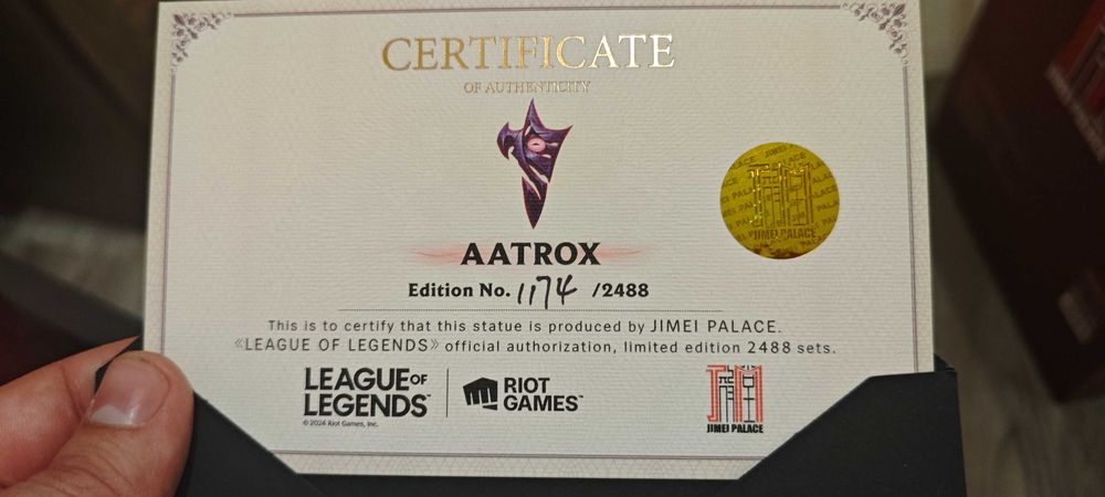 Figurka League of Legends 1:6 AATROX