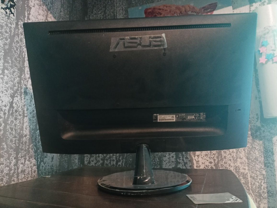 Монитор  Asus  идеальное состояние