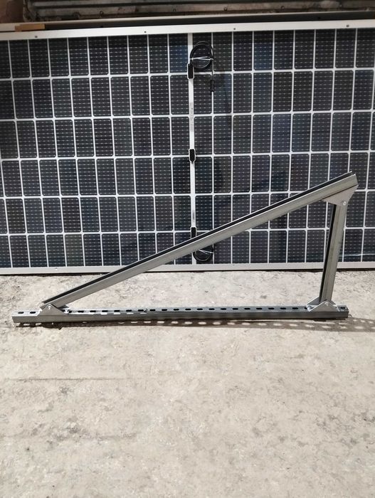 Трикутники для встановлення сонячних панелей