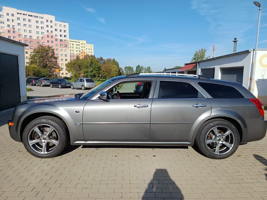 Chrysler 300C Touring 2008 3.5 V6 249KM