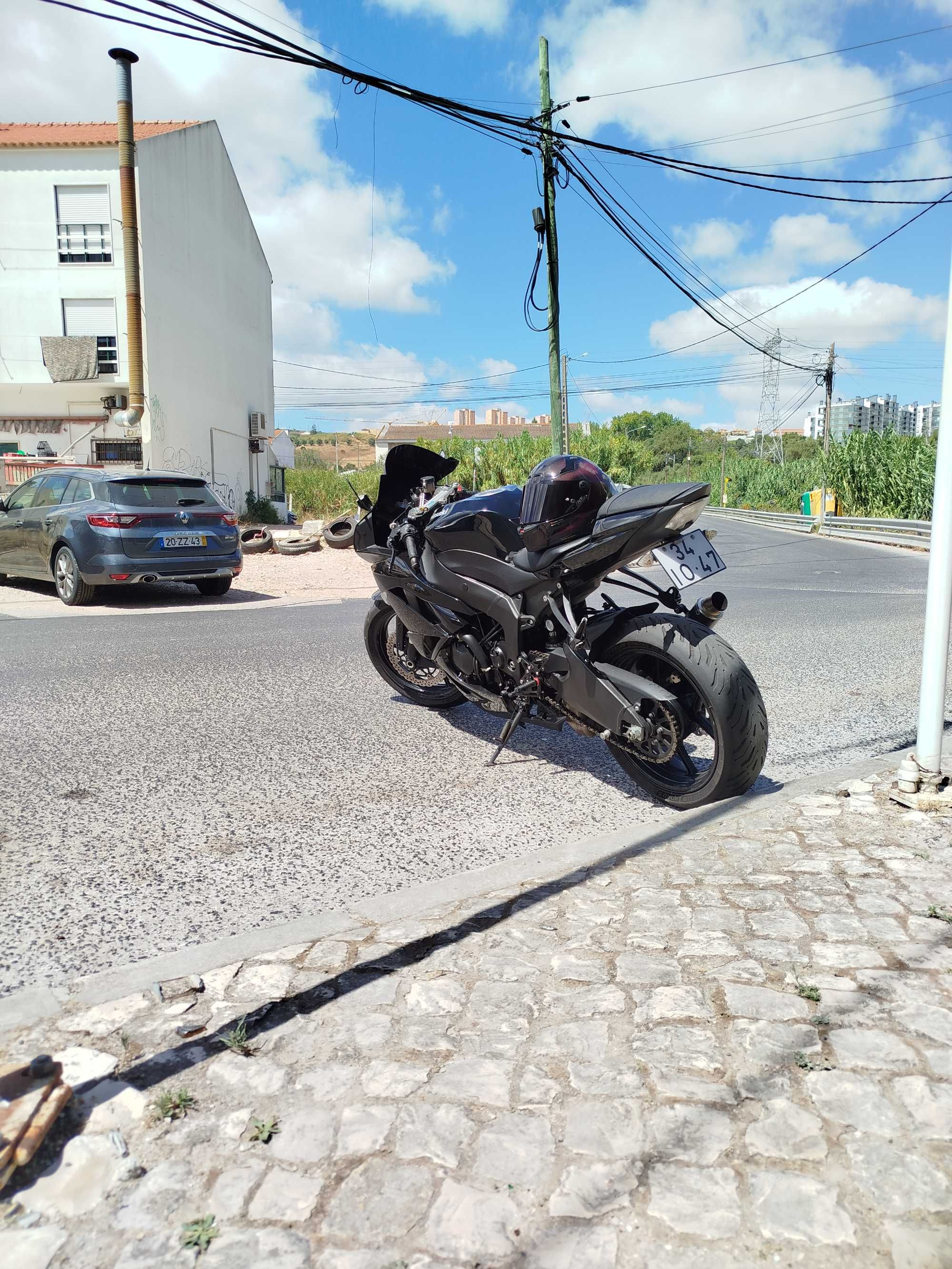 Kawasaki ZX6R 2009
