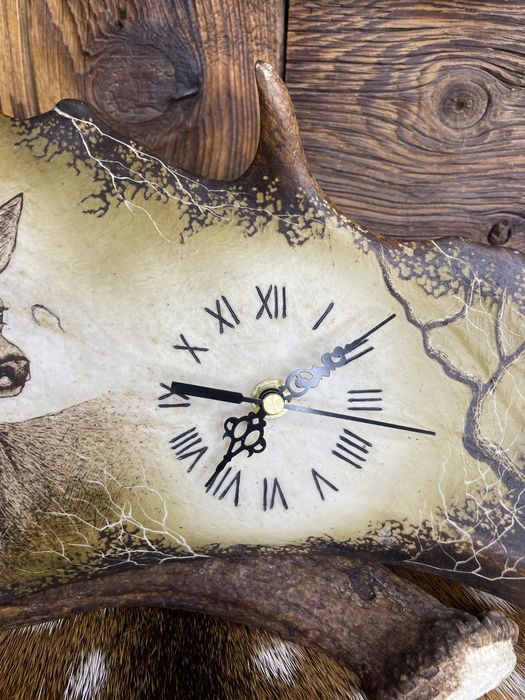 Zegar z poroża w porożu rzeźba prezent kozioł jeleń P365