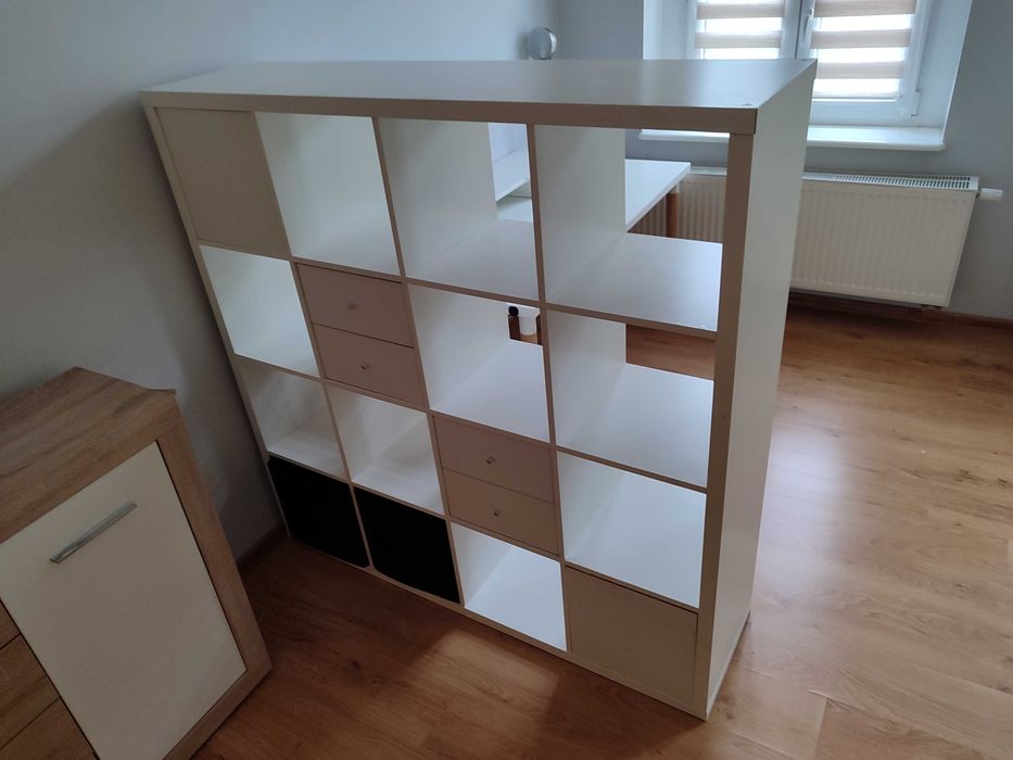 Regał Kallax 4x4 - biały - IKEA z szufladami i drzwiczkami