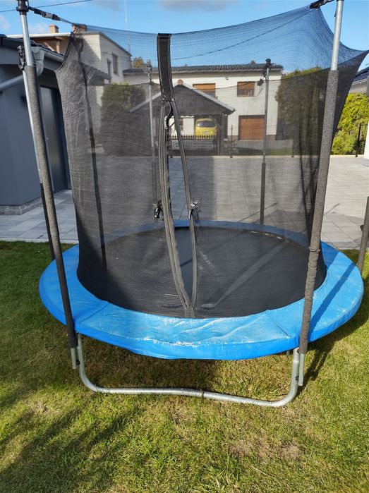 Trampolina ogrodowa