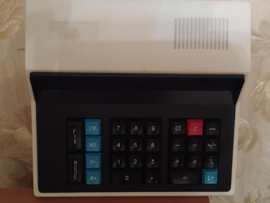 Калькулятор Електроніка МК-5.