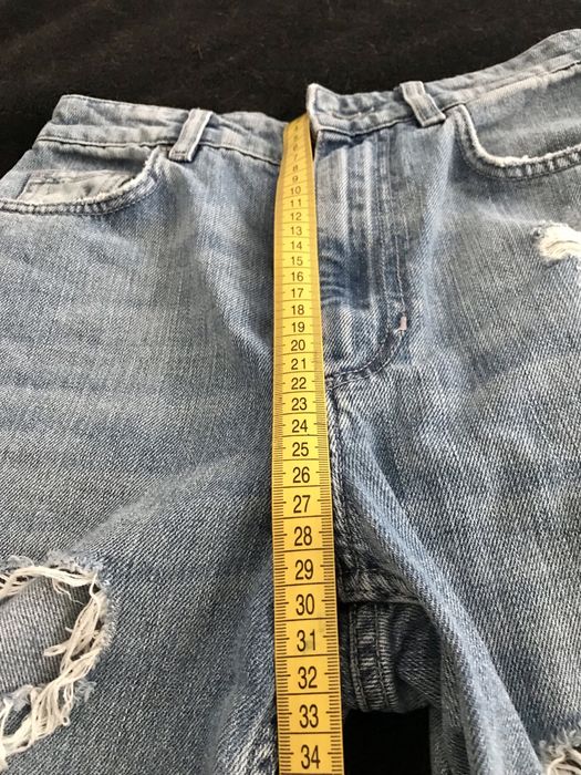 Spodnie jeansy jeans Monki XS 34 dziury swietne jak nowe