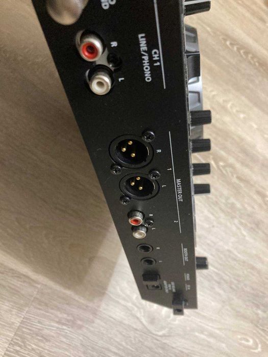 Roland DJ-505 Serato DJ