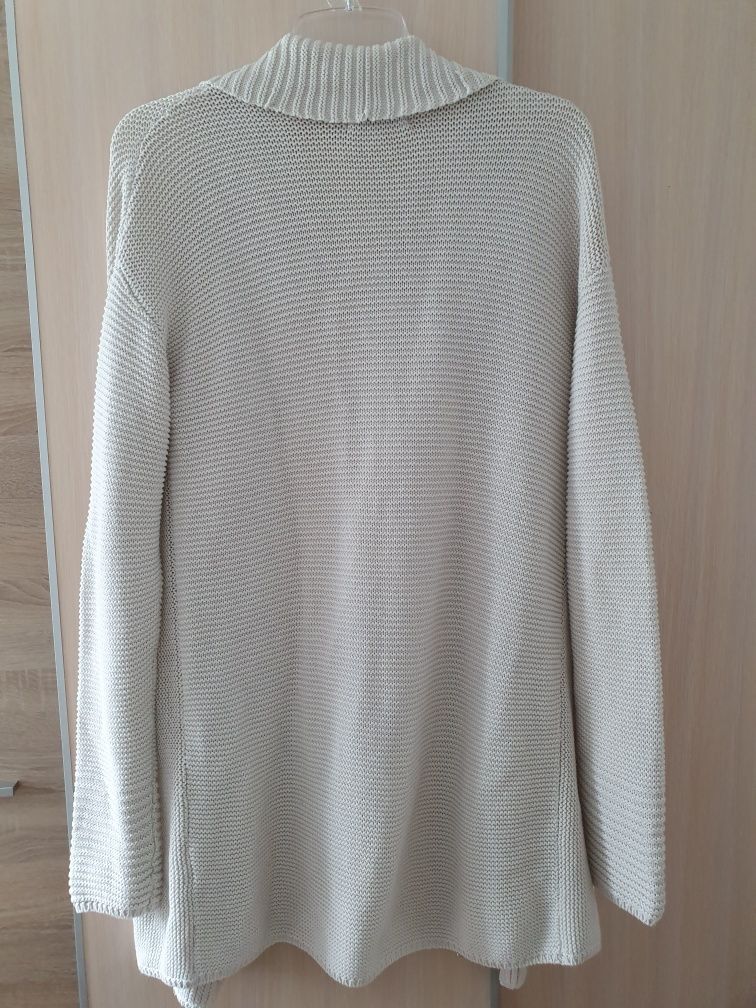 Sweter damski typu cardigan Reserved