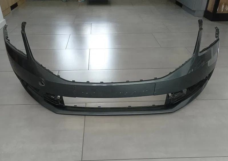 Бампер передій Skoda Octavia A3 5Е0807221АА