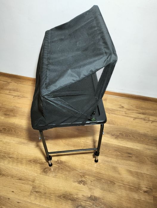 Stolik ST5 z parawanem