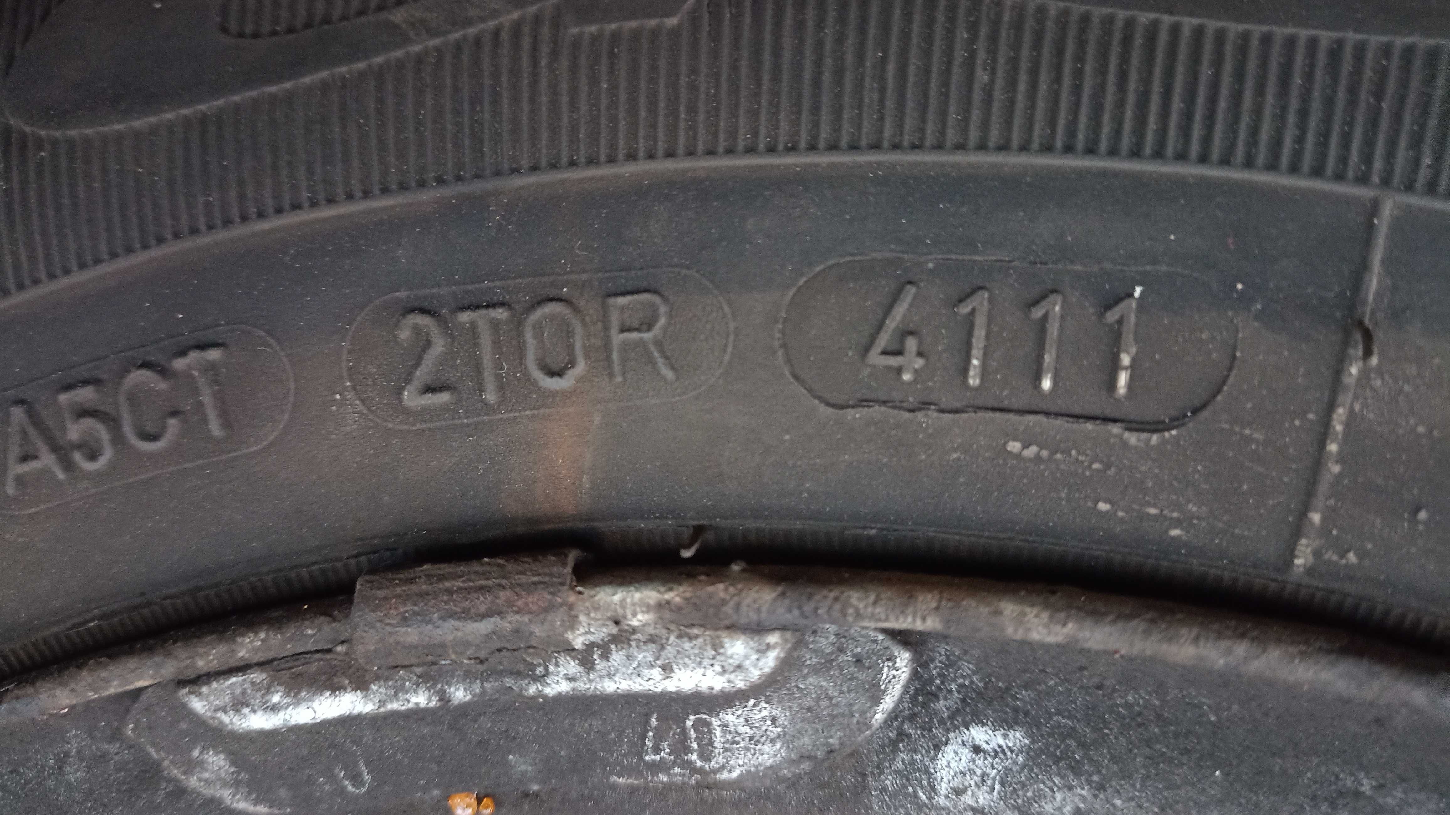 opony zimowe komplet Dębica Frigo 155/80 R13 z 2011, razem z felgami