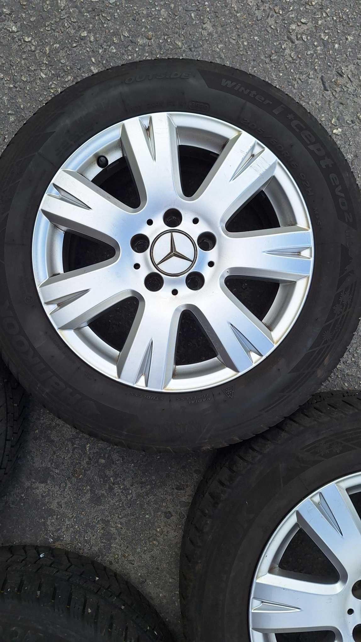 Felgi aluminiowe Mercedes 16 cali + opony zimowe
