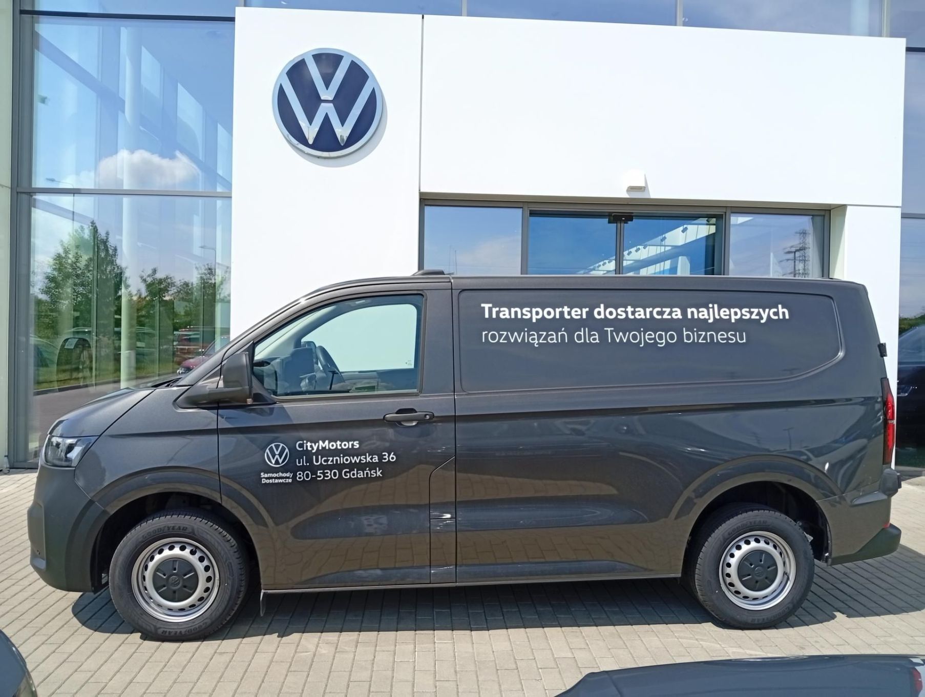 Volkswagen Transporter  T7 2.0 TDI 150KM L1 Kamera Czujniki 3 os 5 Lat Gwarancja DEMO OD RĘKI
