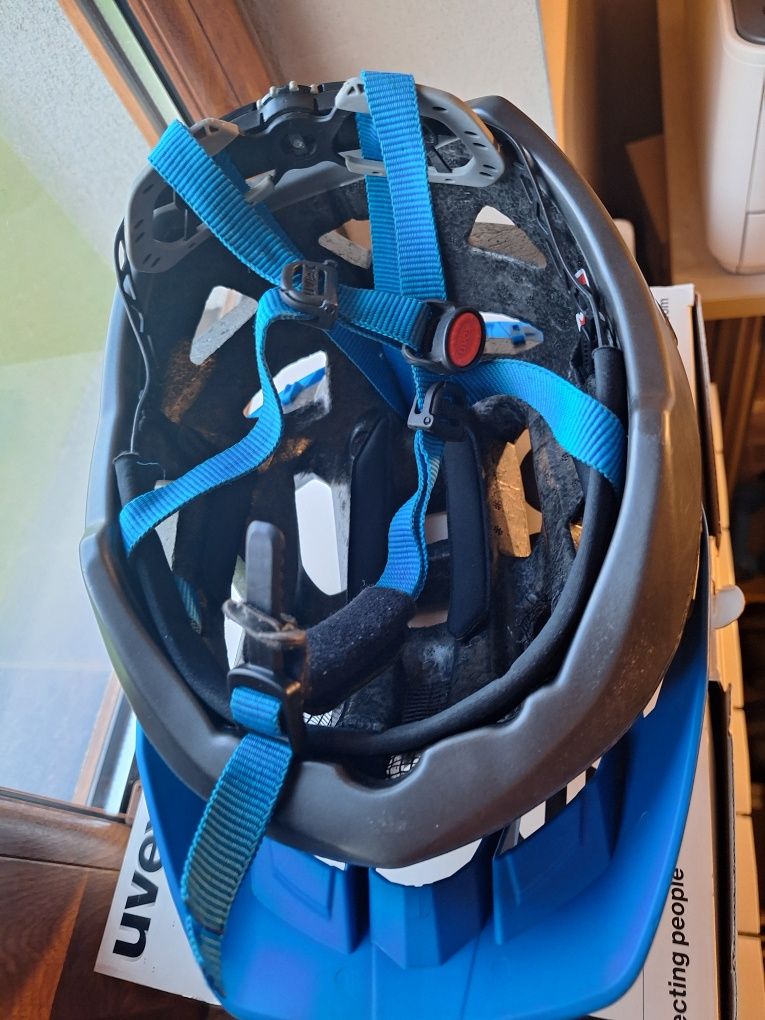 Kask Uvex Quatro pro 52-57 używany